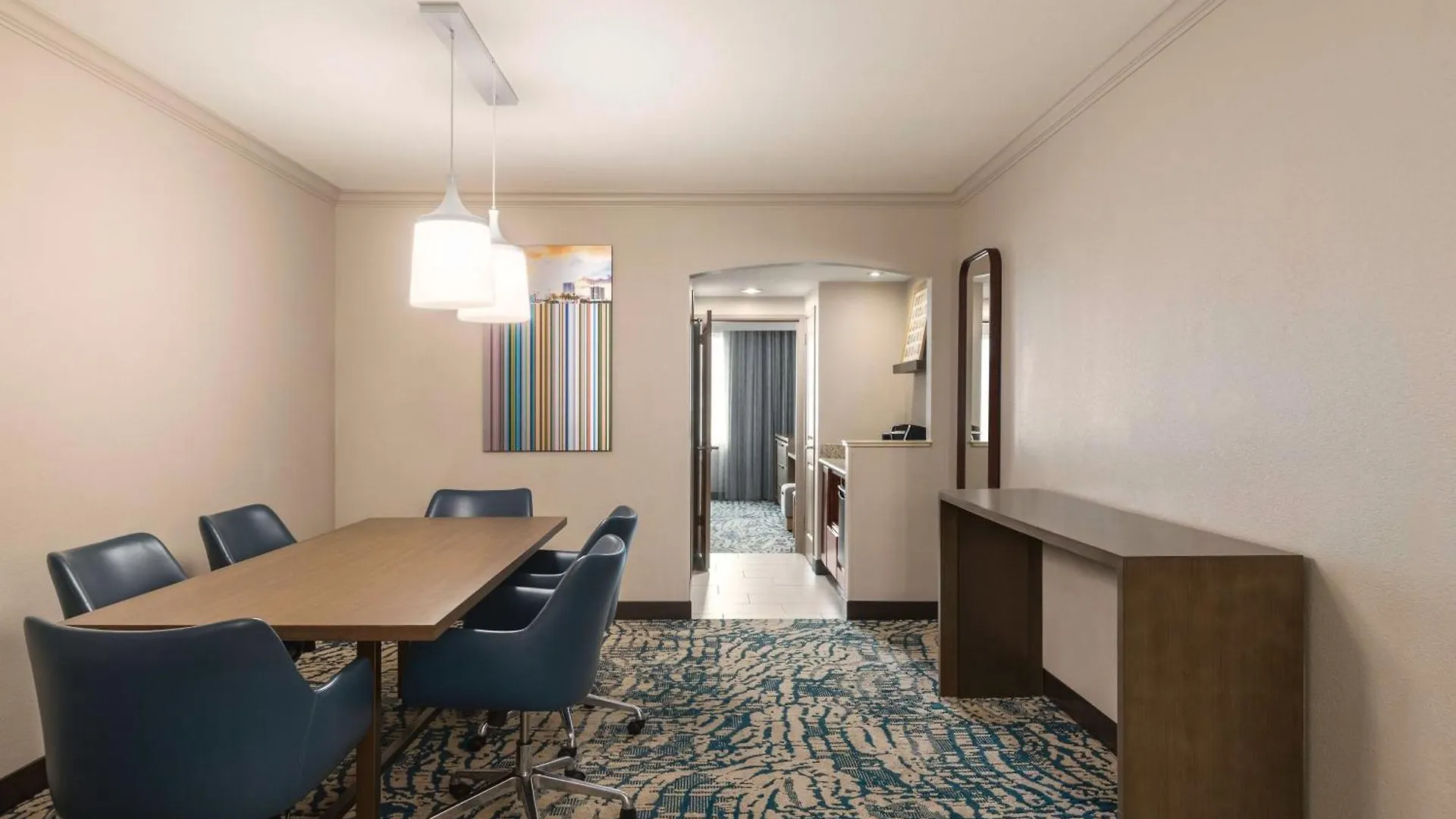 Hotel Embassy Suites By Hilton Tampa Downtown Convention Center
