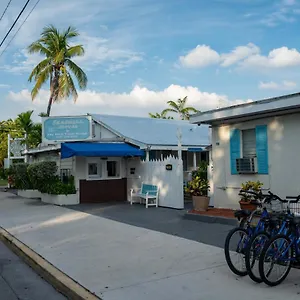 https://seashell-motel-and-international-hostel.hotels-in-key-west.com