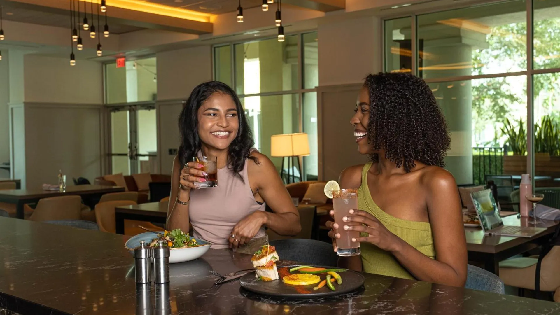 Embassy Suites By Hilton Tampa Downtown Convention Center 4*,